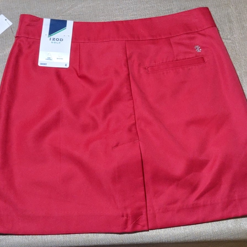 NWT Izod Women's Golf Skort